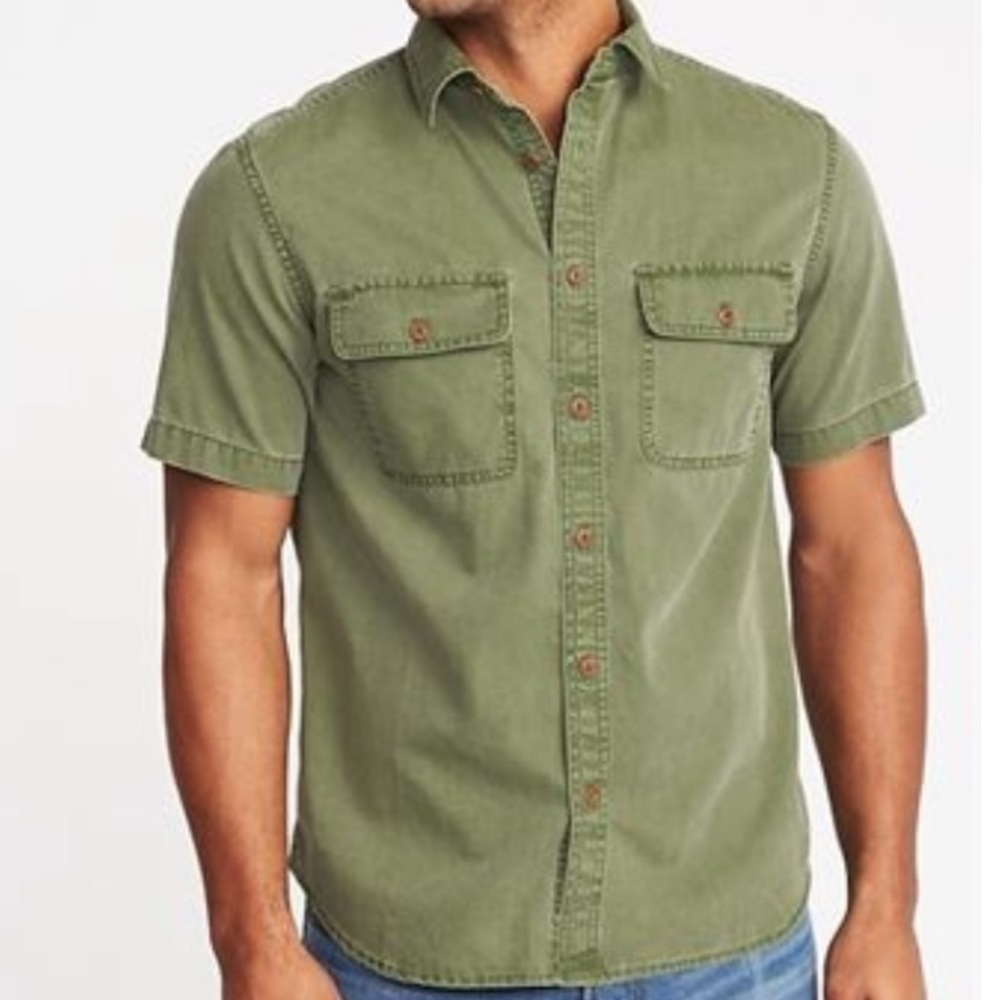 Old Navy Men’s Short Sleeve Button Down
